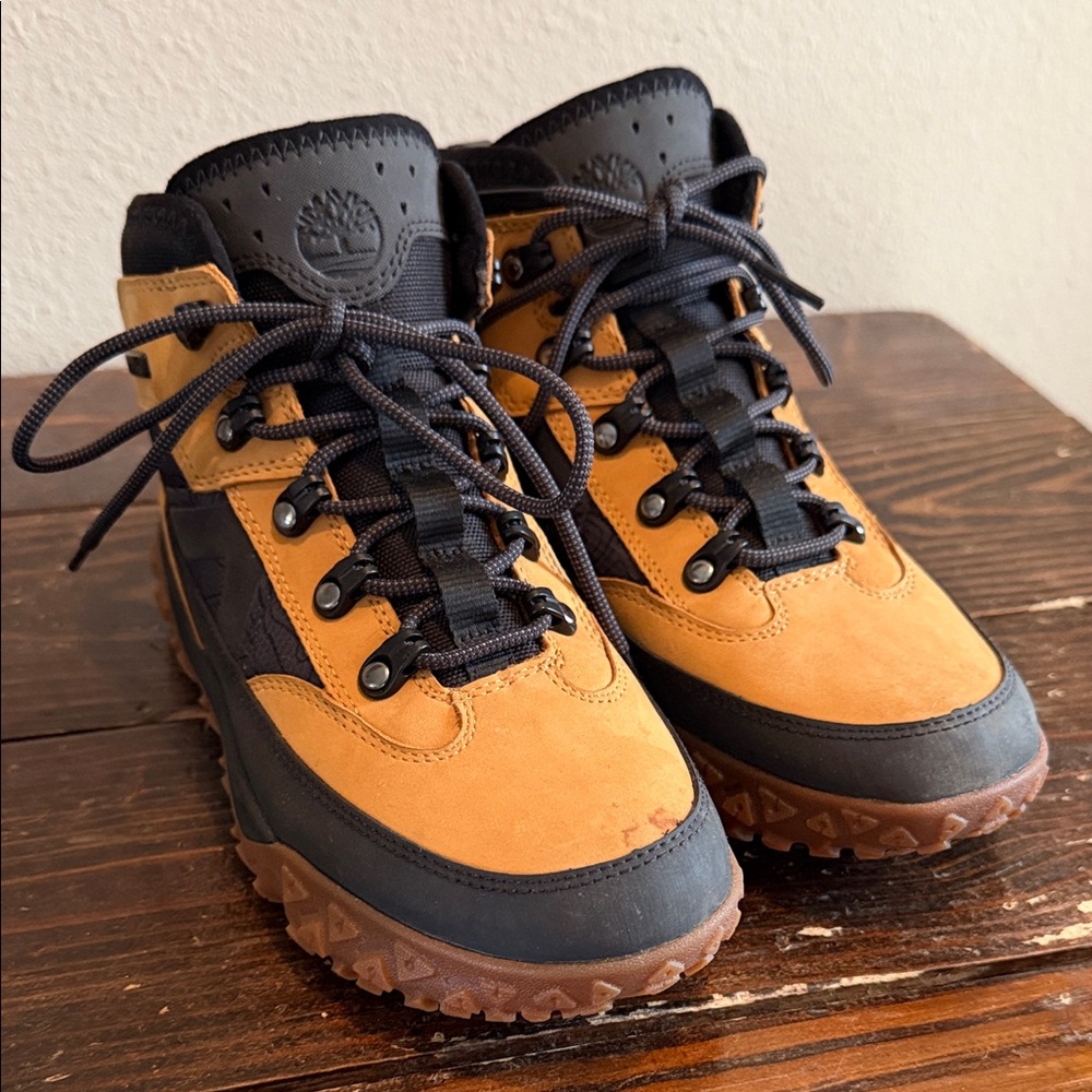 Timberland Youth Black and Tan Hiking Boots
